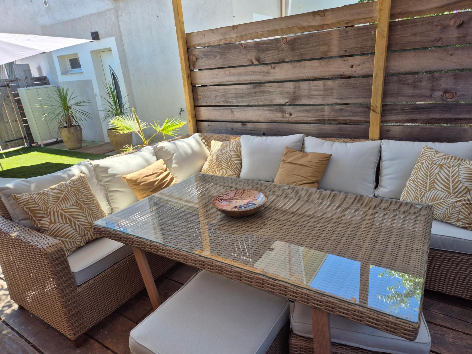 Magnifique Appartement 2 Chambres Avec 50 M2 De Jardin Privatif La Crau Buitenkant foto