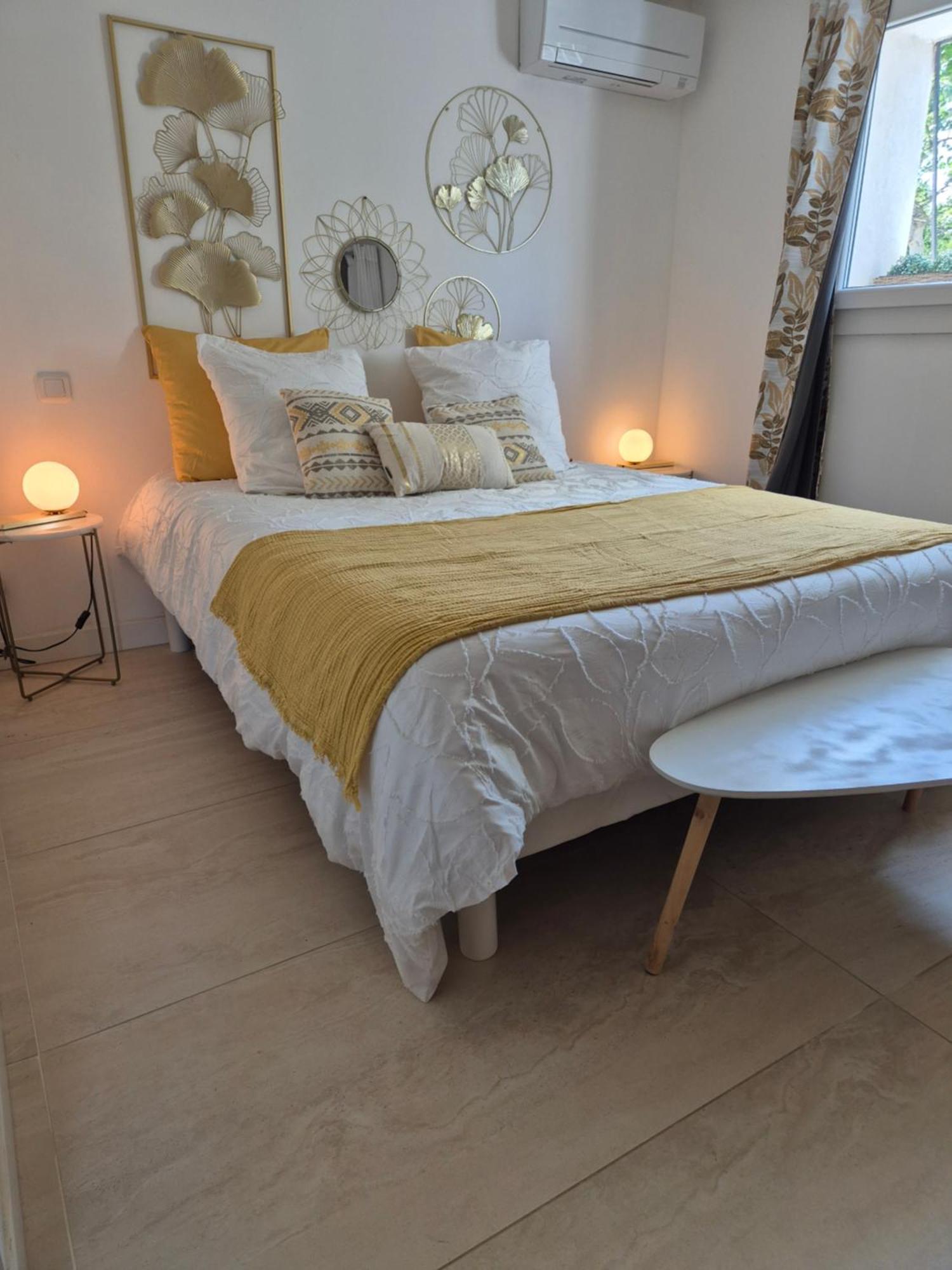 Magnifique Appartement 2 Chambres Avec 50 M2 De Jardin Privatif La Crau Buitenkant foto